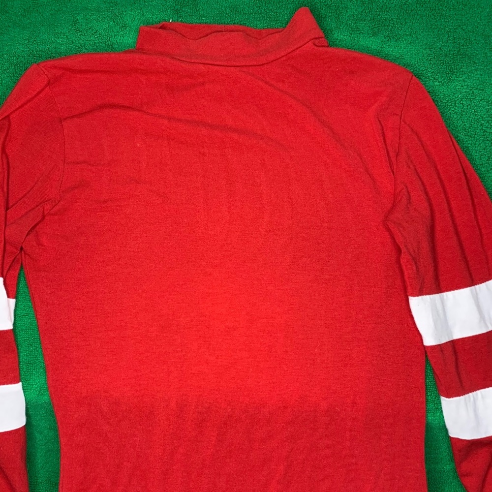 Red and white longsleeve fitted dress!